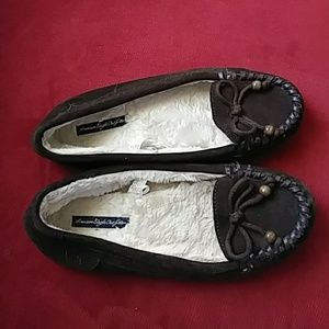 American eagle slippers